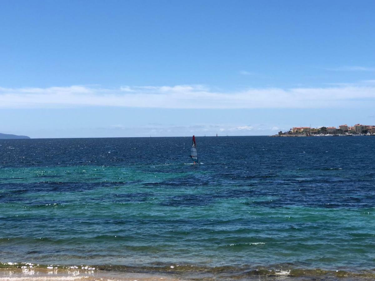 אז'אקסיו Studio Pieds Dans L'Eau מראה חיצוני תמונה